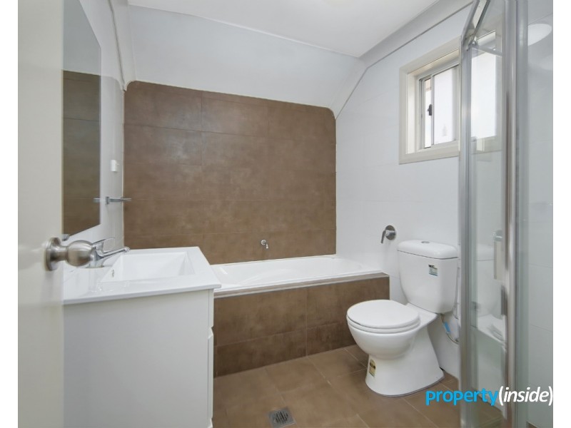 6/11-13 Carinya Road, Girraween NSW 2145