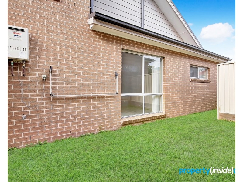 6/11-13 Carinya Road, Girraween NSW 2145