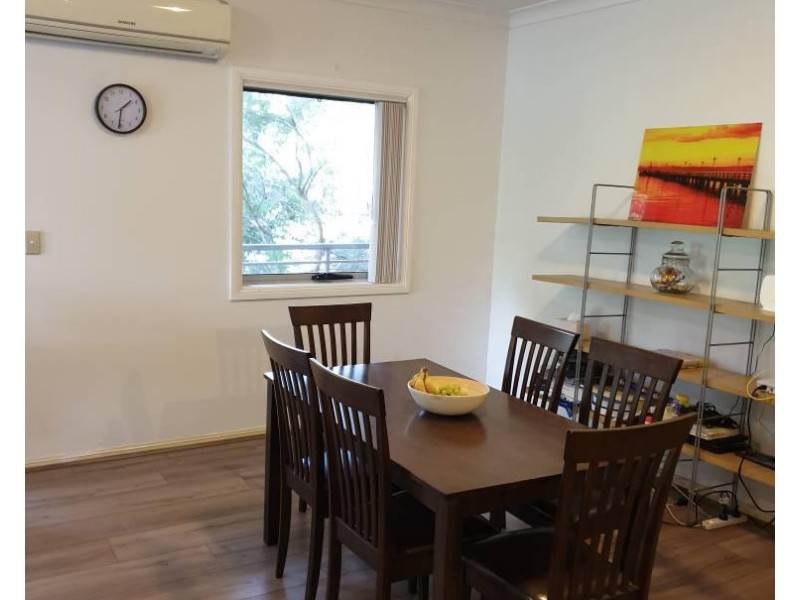 4/8 Refractory Court, Holroyd NSW 2142