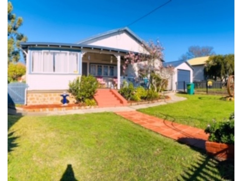 28 Langton Road, Mount Barker WA 6324