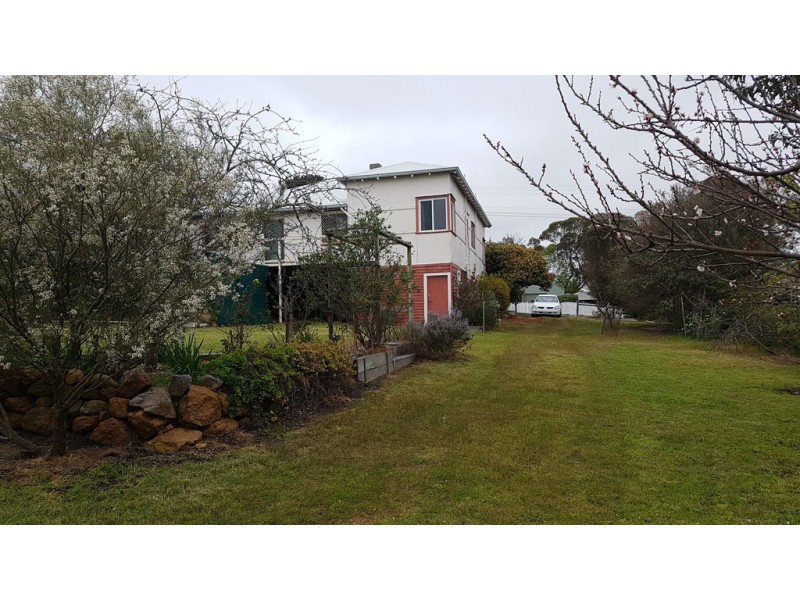 5 Ingoldby Street, Mount Barker WA 6324