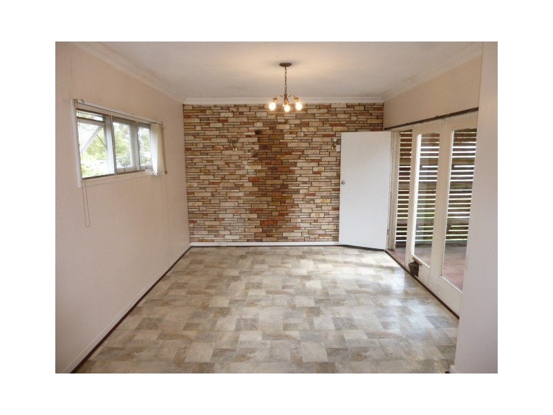 33 Deane Street, Mount Barker WA 6324