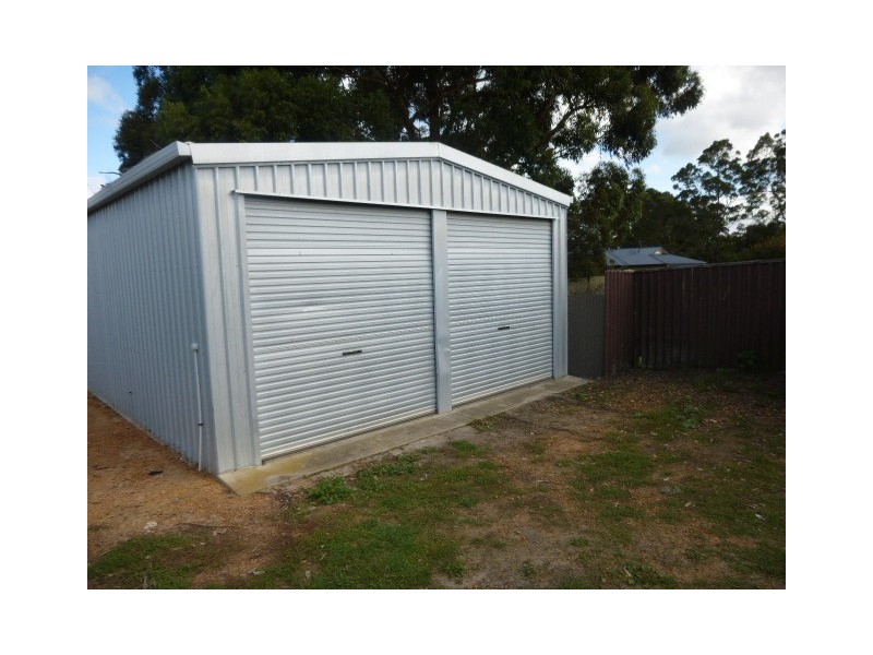 33 Deane Street, Mount Barker WA 6324