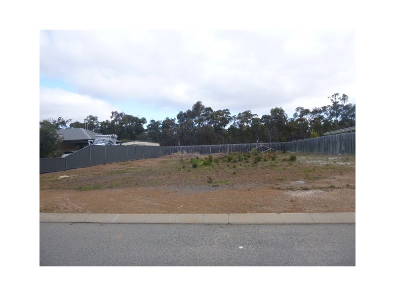 12 Henton Peak Heights, Mount Barker WA 6324