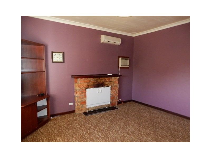 16 Gordon Street, Cranbrook WA 6321