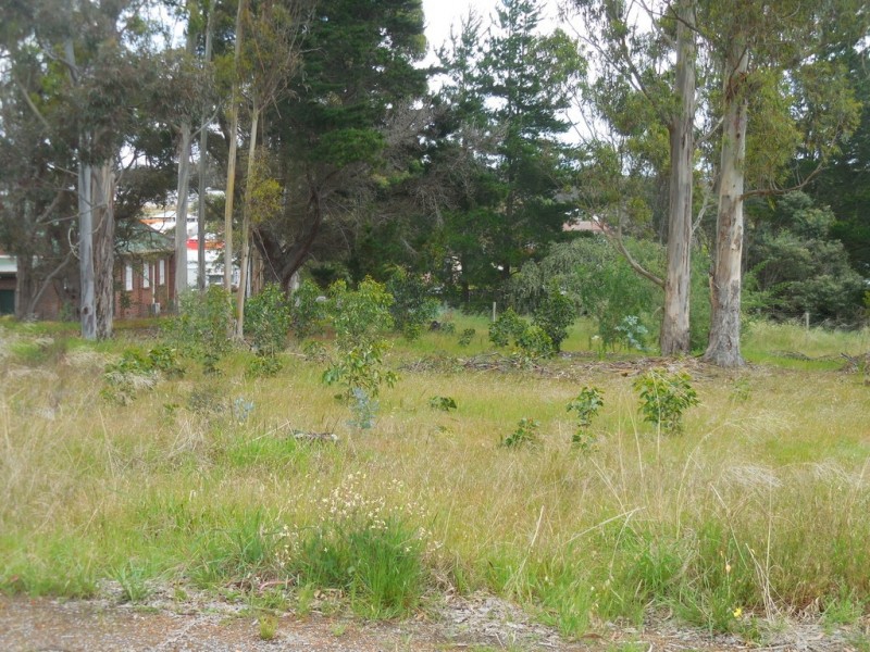 36 Albany Highway, Mount Barker WA 6324