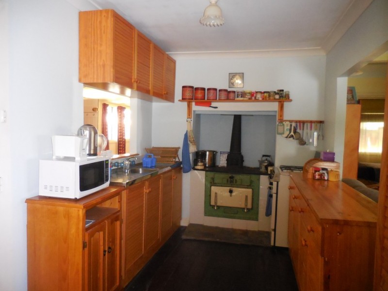 17 Bolganup Road, Mount Barker WA 6324