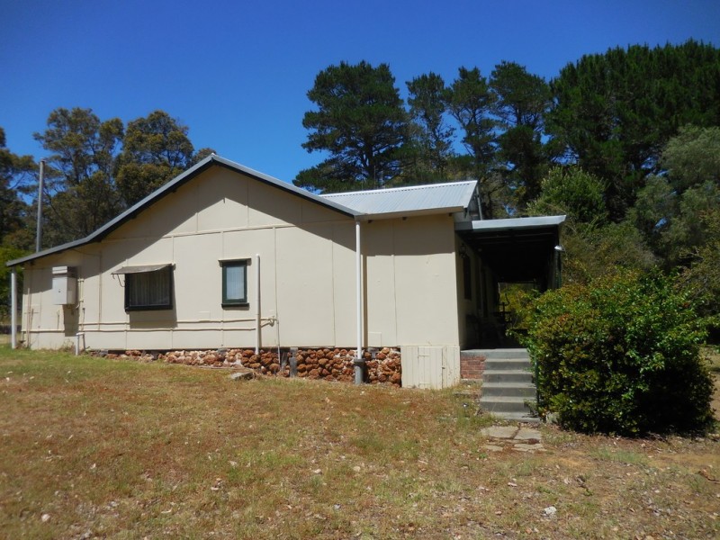17 Bolganup Road, Mount Barker WA 6324