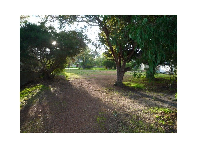 9 Currie Street, Cranbrook WA 6321