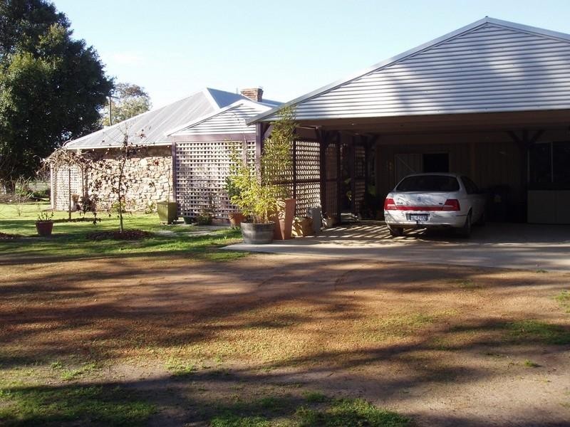 31676 Albany Highway, Mount Barker WA 6324