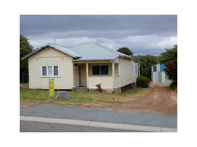 15 Osborne Road, Mount Barker WA 6324