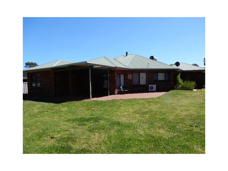 25 Haese Street, Mount Barker WA 6324