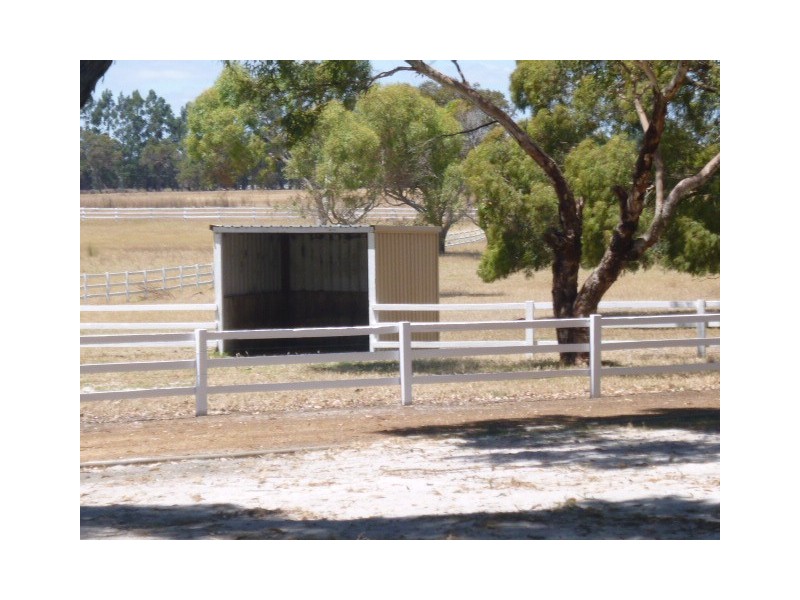 32330 Albany Highway, Mount Barker WA 6324