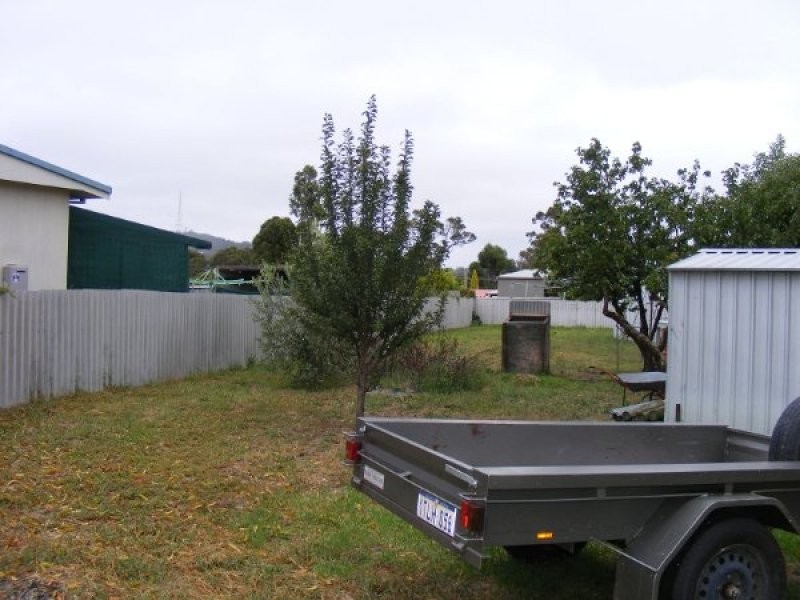 8 Haese Street, Mount Barker WA 6324