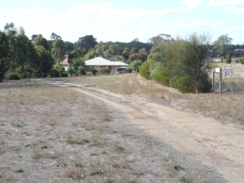 Lot 25 Beverley Road, Kendenup WA 6323