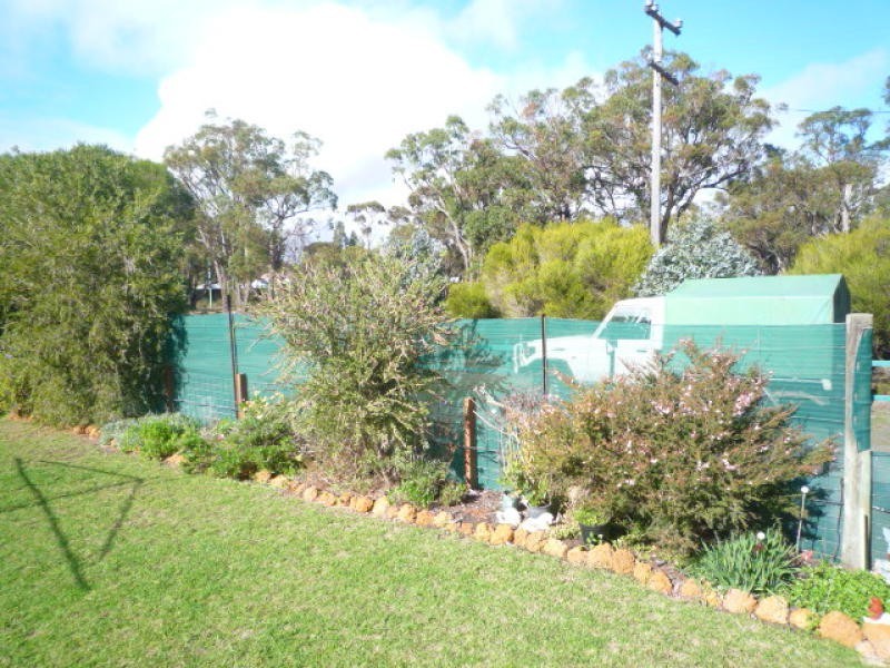 42 Second Avenue, Kendenup WA 6323