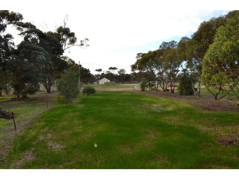 Lot 196 First Avenue, Kendenup WA 6323