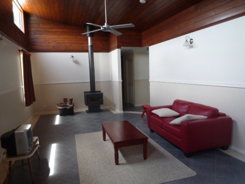 50 Sixth Avenue, Kendenup WA 6323