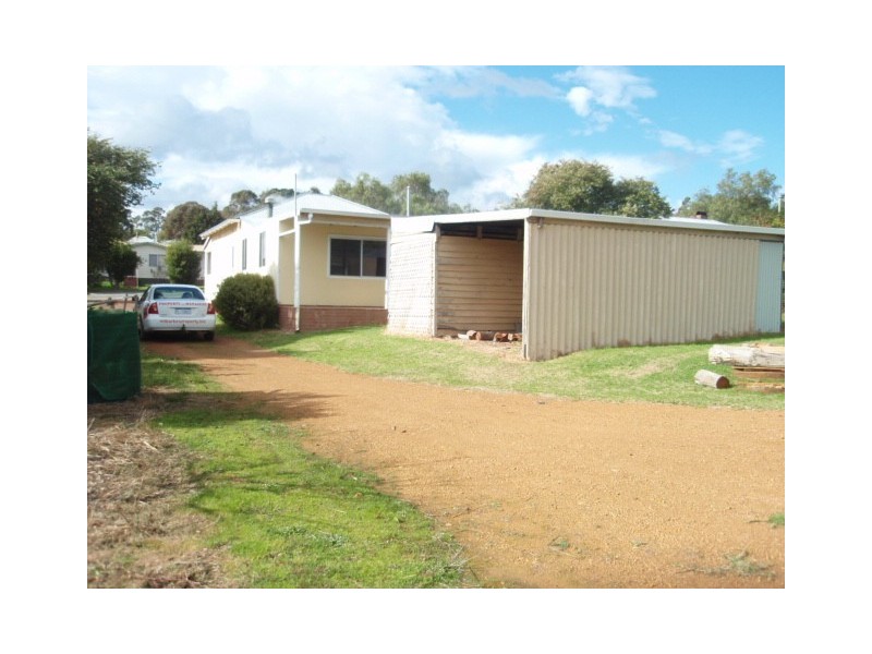 15 Osborne Road, Mount Barker WA 6324