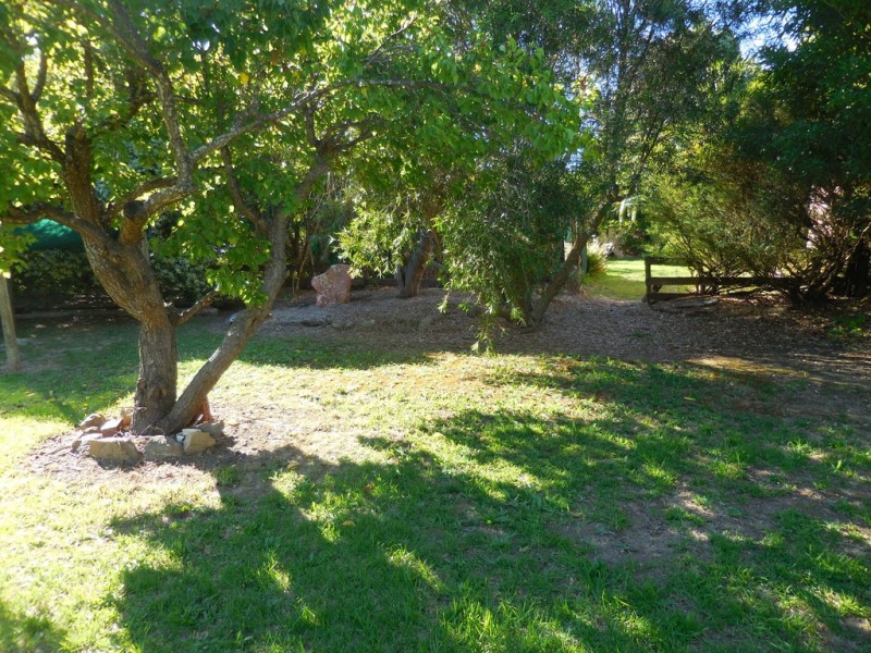 13 Deane Street, Mount Barker WA 6324