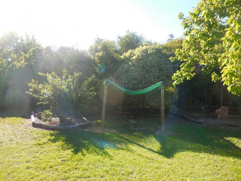 13 Deane Street, Mount Barker WA 6324