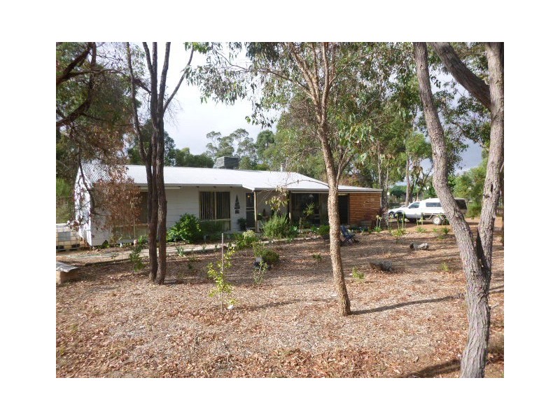 44 Trent Street, Frankland WA 6396