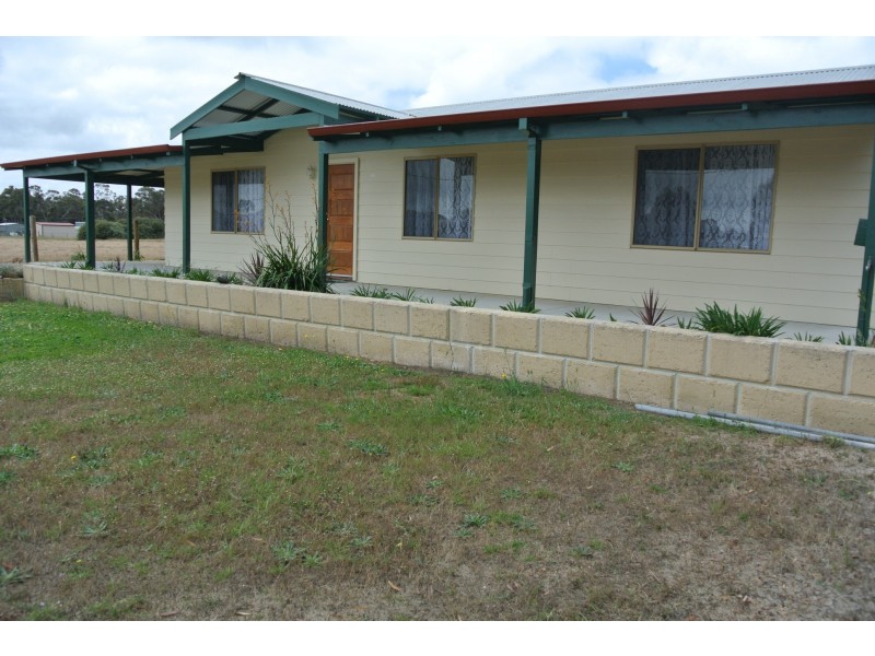 126 First Avenue, Kendenup WA 6323