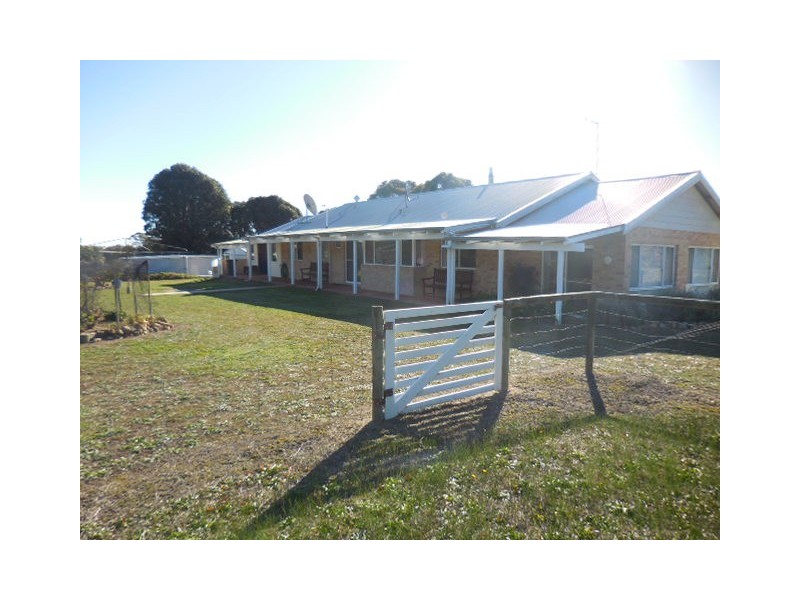 131 Robertson Road, Kendenup WA 6323