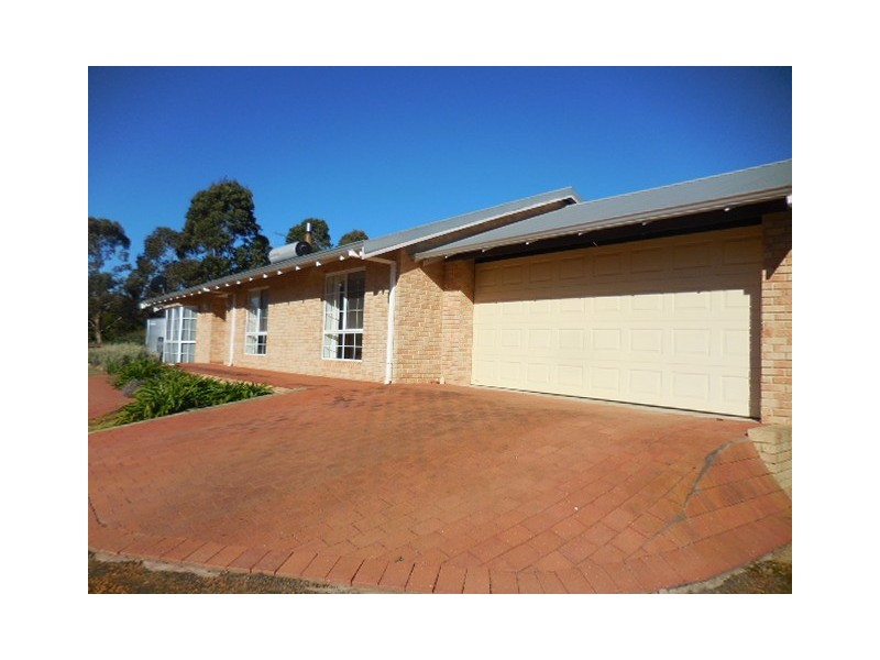 131 Robertson Road, Kendenup WA 6323