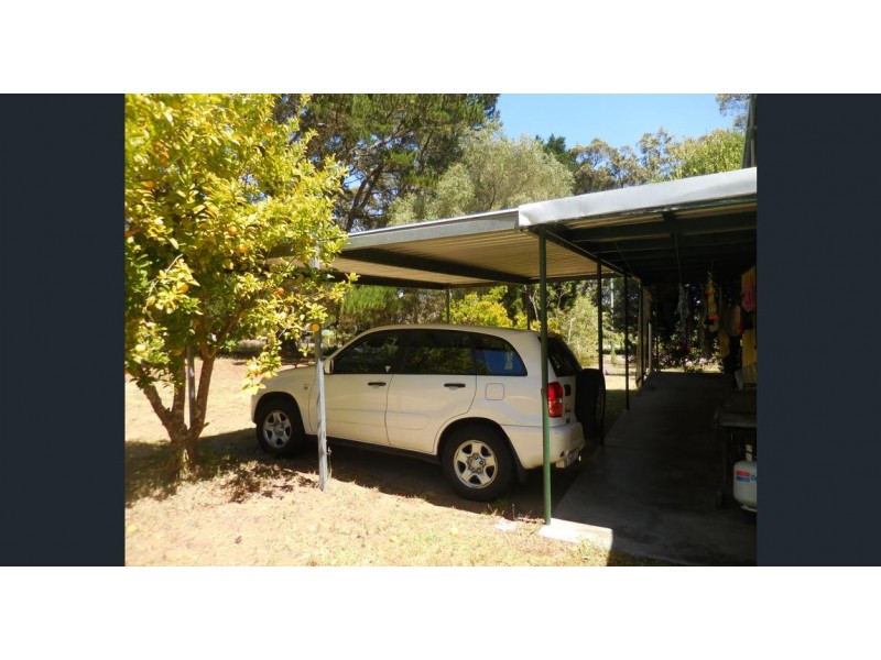 17 Bolganup Road, Porongurup WA 6324