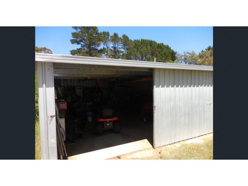 17 Bolganup Road, Porongurup WA 6324