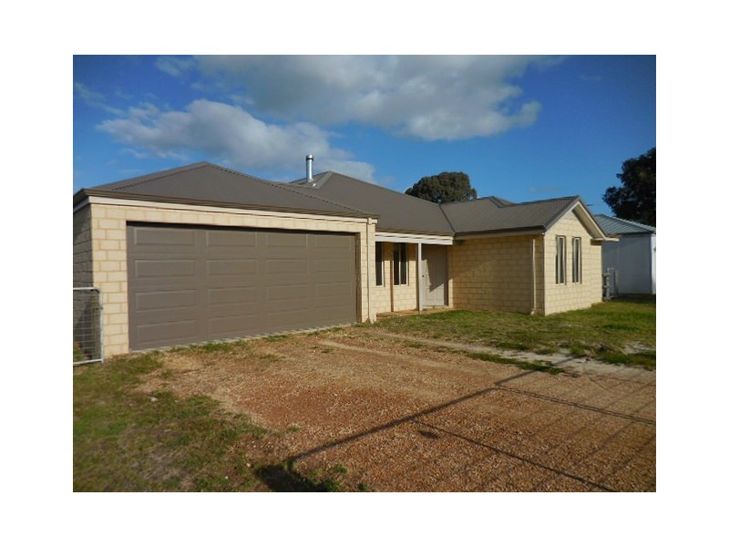 142 Sixth Avenue, Kendenup WA 6323