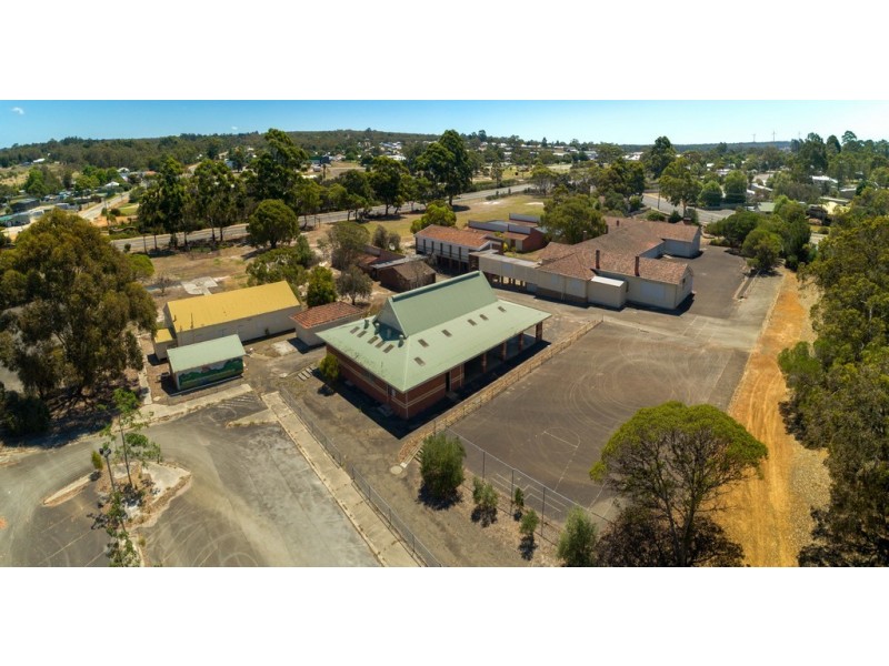 12 Oatlands Road, Mount Barker WA 6324