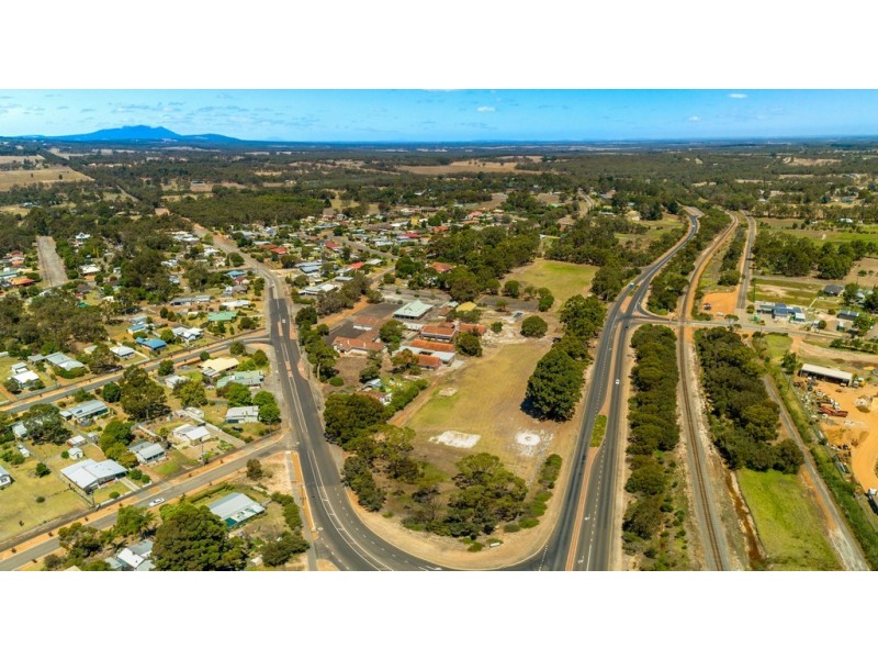 12 Oatlands Road, Mount Barker WA 6324