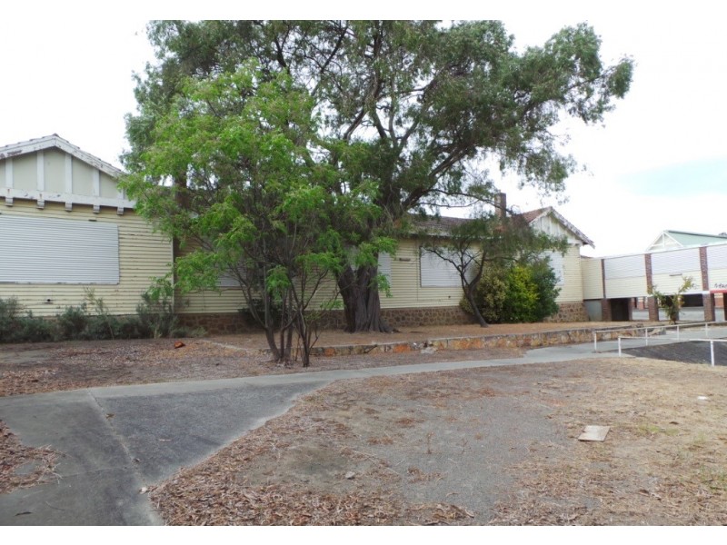 12 Oatlands Road, Mount Barker WA 6324