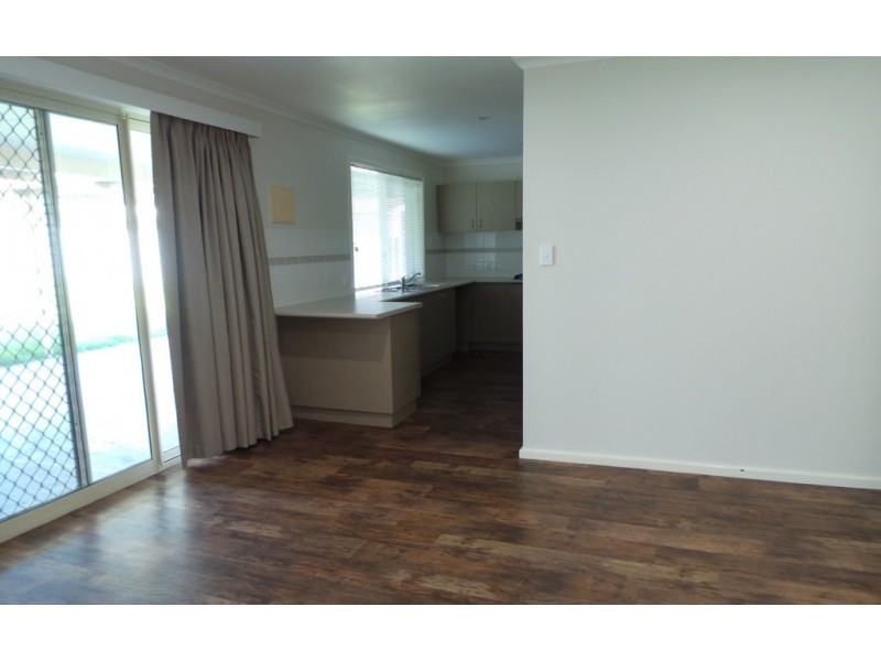 12 Bonnyup Street, Mount Barker WA 6324