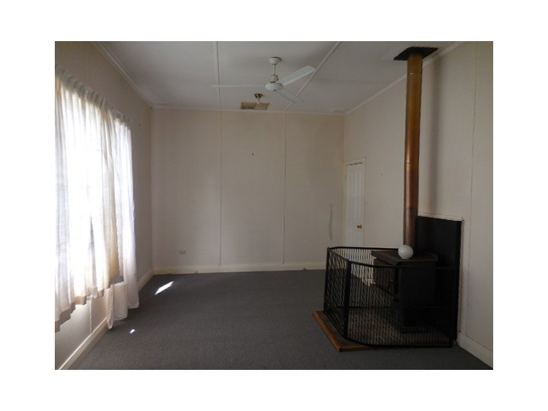 1 Deane Street, Mount Barker WA 6324