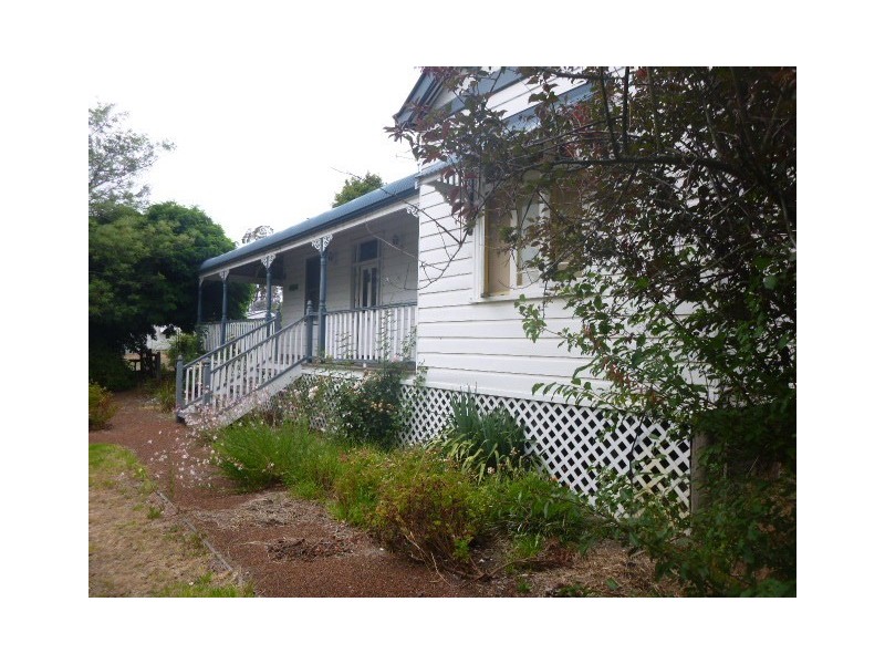 16 Muir Street, Mount Barker WA 6324