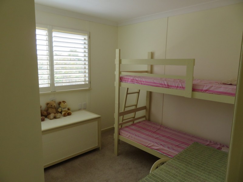 54 Mira Flores Avenue, Porongurup WA 6324