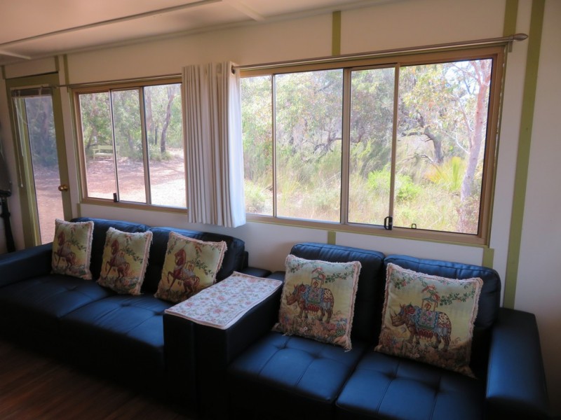 54 Mira Flores Avenue, Porongurup WA 6324