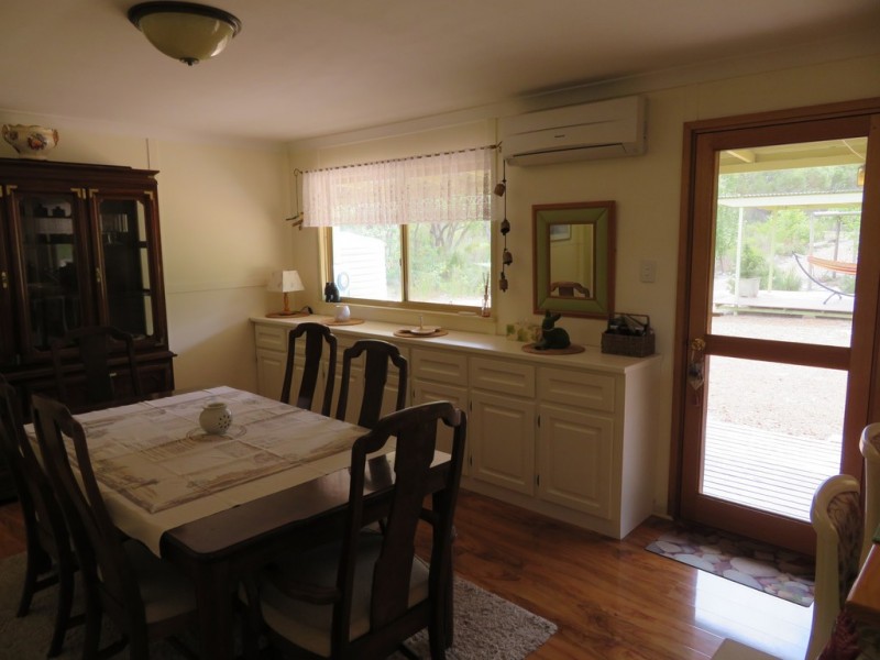 54 Mira Flores Avenue, Porongurup WA 6324