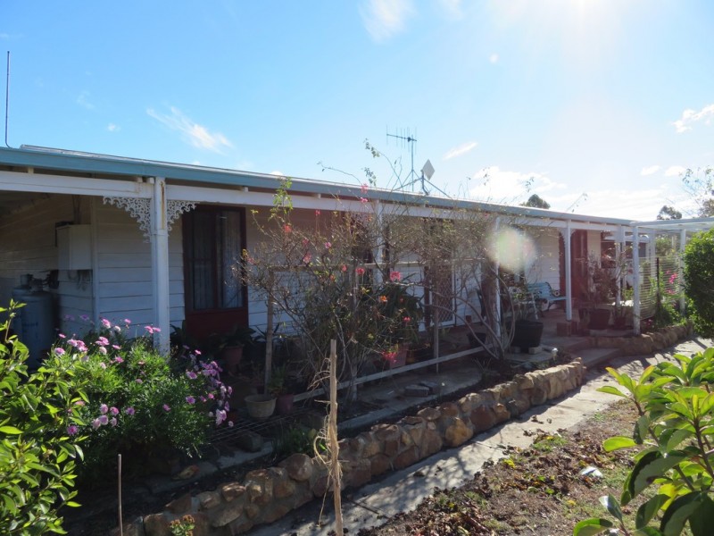 107 Third Avenue, Kendenup WA 6323