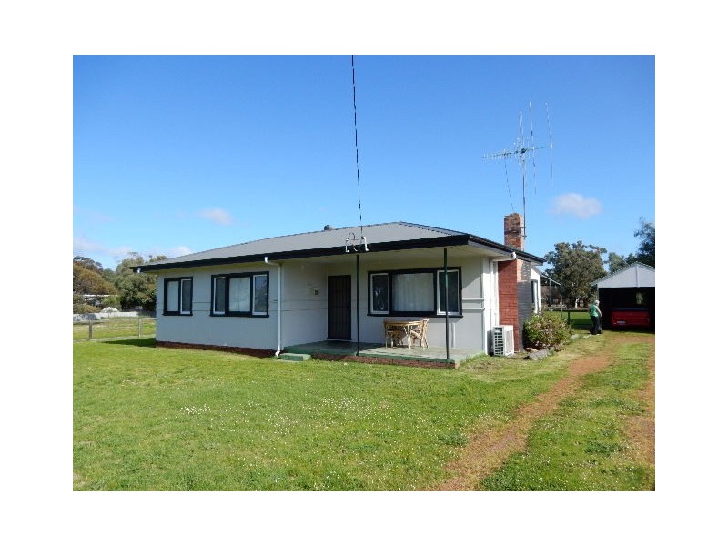 13 Currie Street, Cranbrook WA 6321