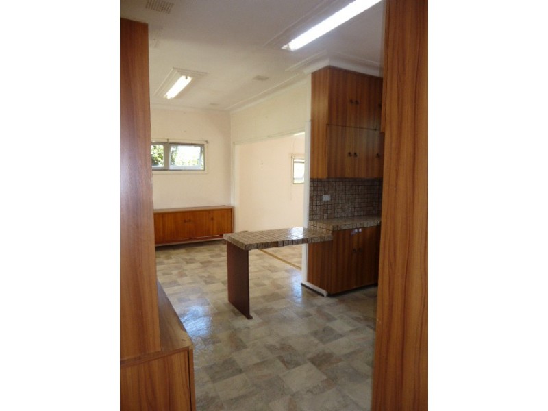 33 Deane Street, Mount Barker WA 6324