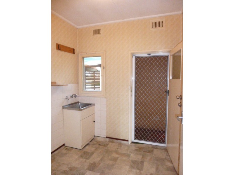 33 Deane Street, Mount Barker WA 6324