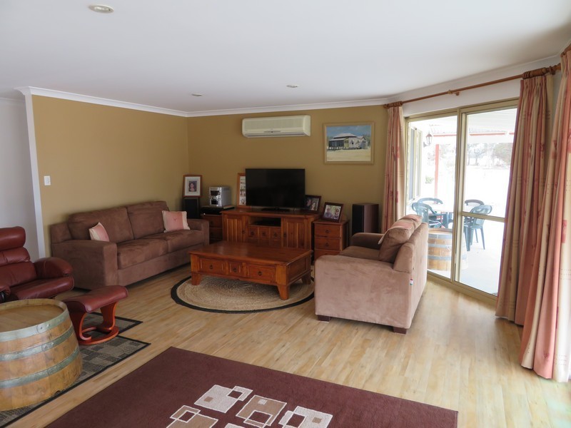 202 Wandoo Road, Kendenup WA 6323