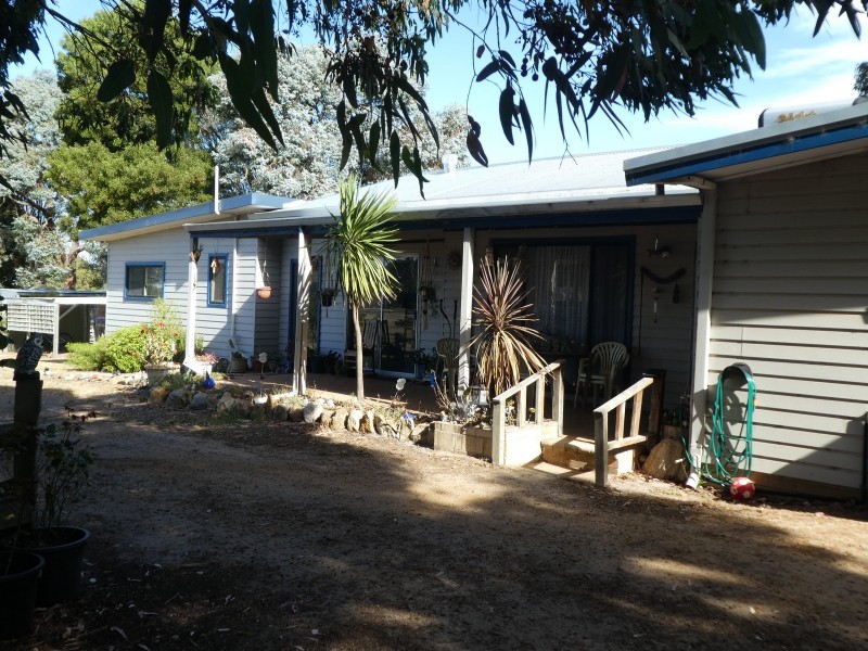 16 Martin Street, Mount Barker WA 6324