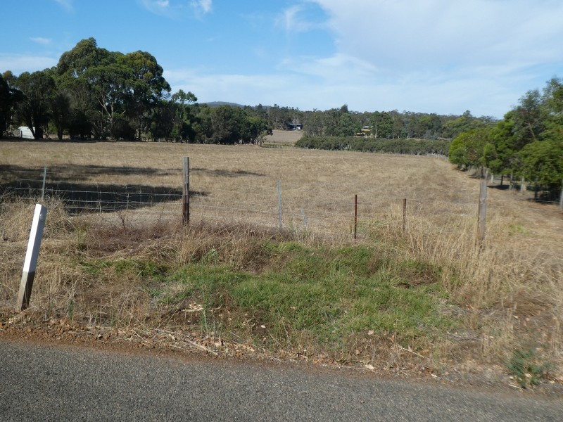 16 Martin Street, Mount Barker WA 6324