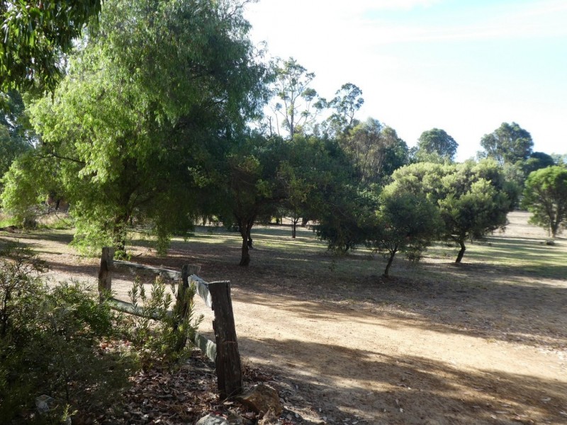 16 Martin Street, Mount Barker WA 6324