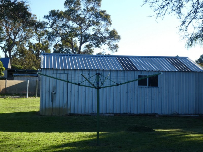 11 Eaton Avenue, Mount Barker WA 6324